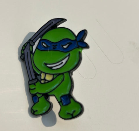 Leonardo TMNT Turtles Pin